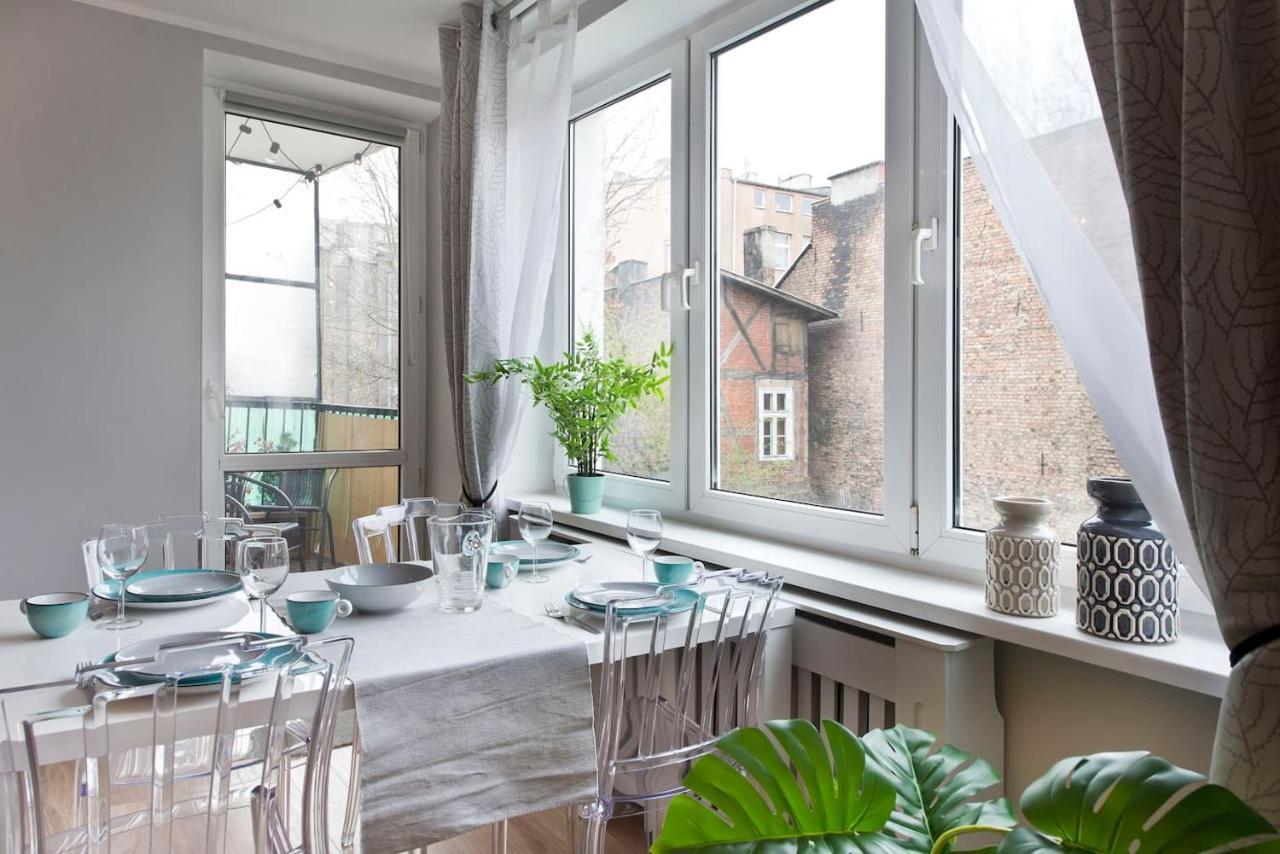 Stay Hip In Vibrant Centrally Located Apartment In Old Town Gdansk Ngoại thất bức ảnh
