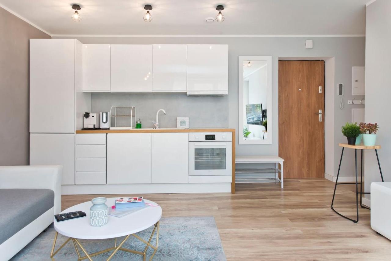 Stay Hip In Vibrant Centrally Located Apartment In Old Town Gdansk Ngoại thất bức ảnh