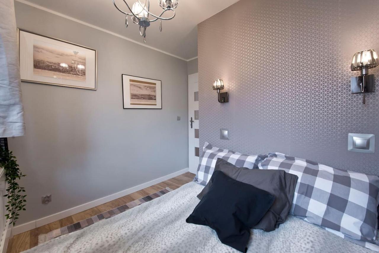 Stay Hip In Vibrant Centrally Located Apartment In Old Town Gdansk Ngoại thất bức ảnh