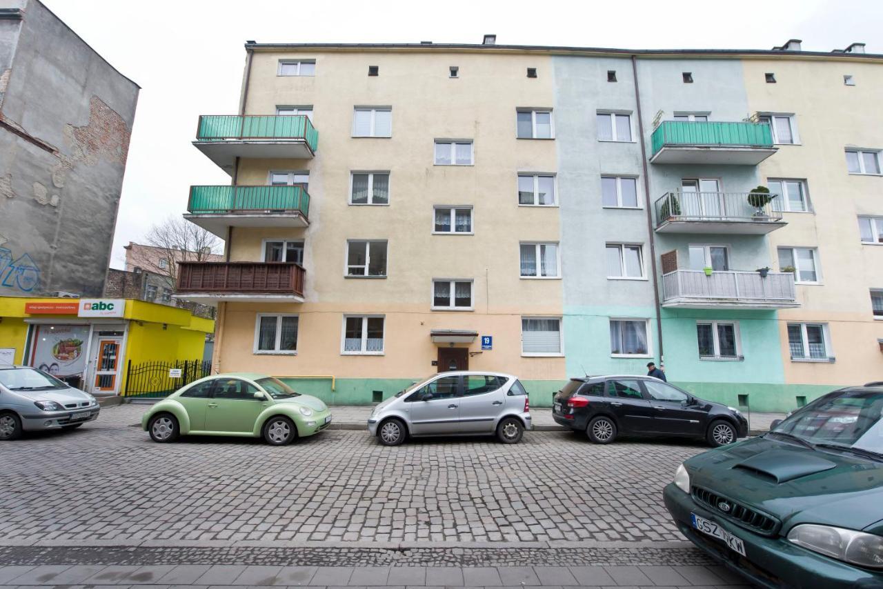 Stay Hip In Vibrant Centrally Located Apartment In Old Town Gdansk Ngoại thất bức ảnh